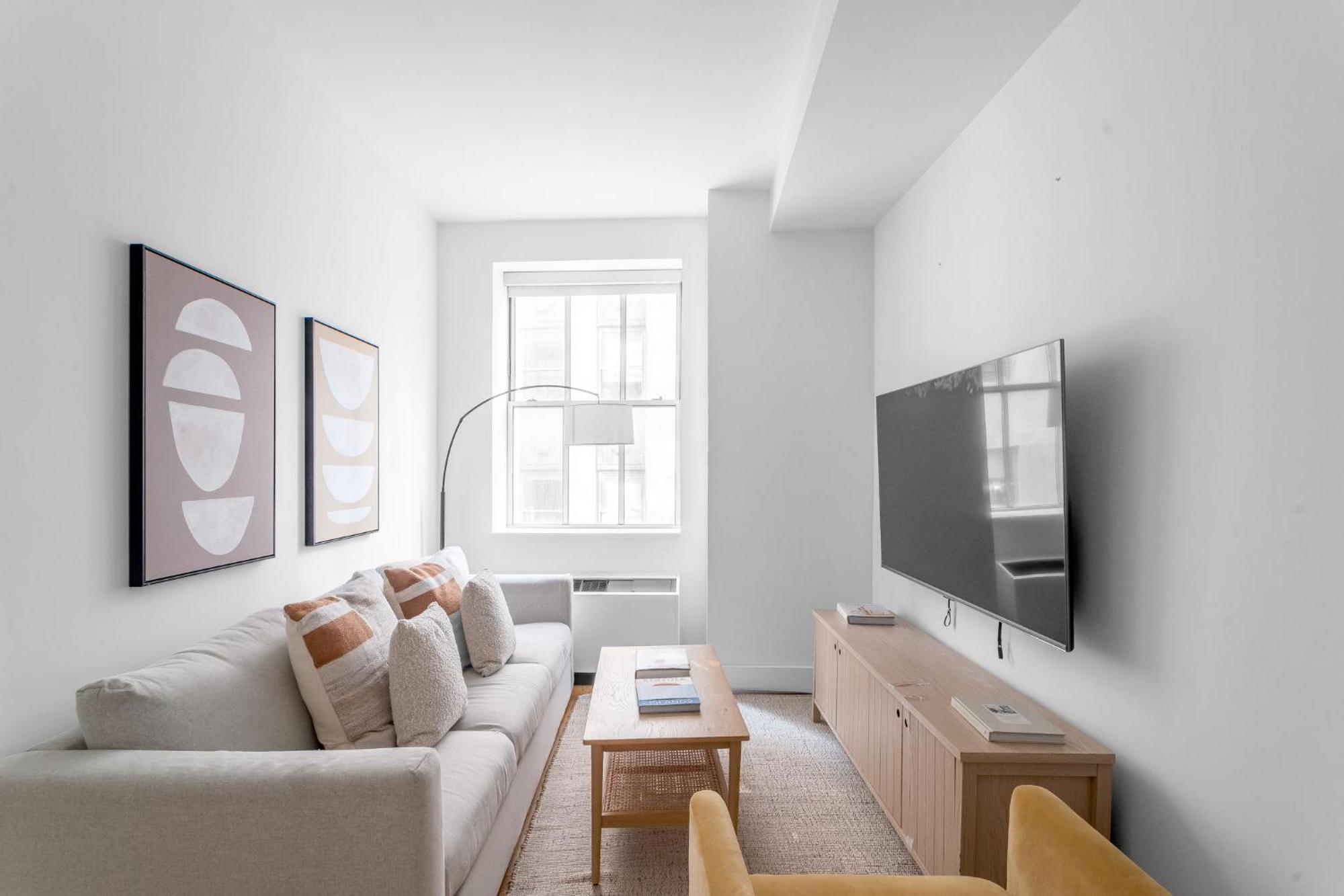 Comfort And Charm 2br 1bath Apartment New York